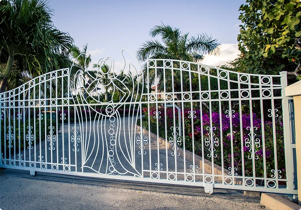 Custom & Specialty Fencing