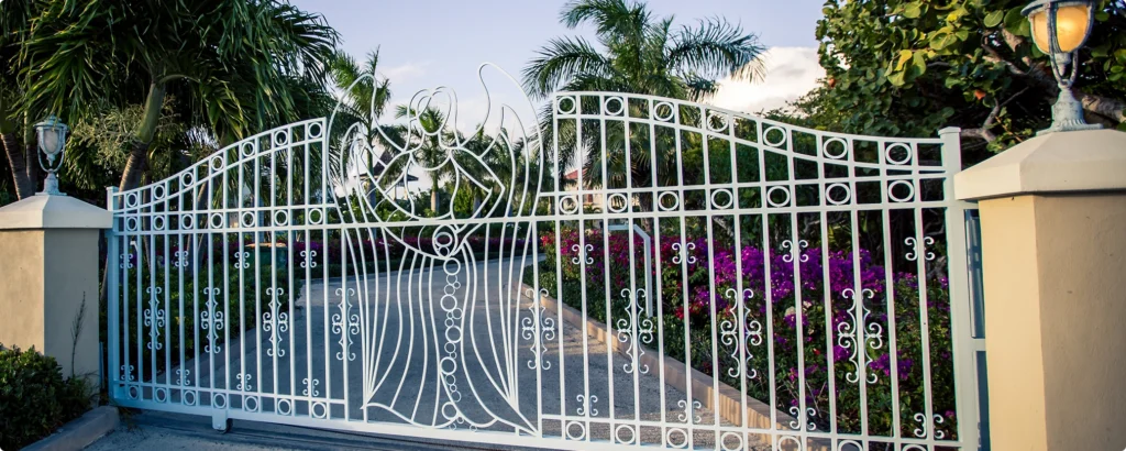 Custom & Specialty Fence Installation in Everett, WA